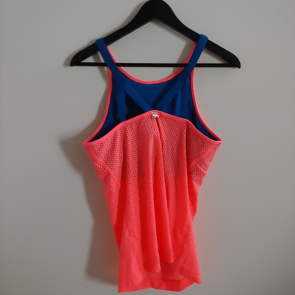 Lorna Jane yoga tank - Picture 2 of 2